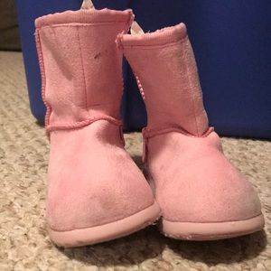Girls boots